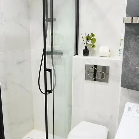 Apartment Magnifique Studio, Piscine, Parking By Palmazur