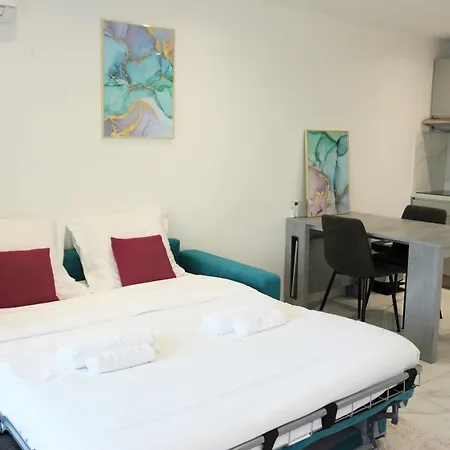 Magnifique Studio, Piscine, Parking By Palmazur