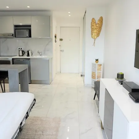 Apartment Magnifique Studio, Piscine, Parking By Palmazur *